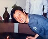 故장국영, 오늘(12일) 65번째 생일..케이크 앞 환한 미소 [Oh! 차이나]