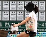"전세 살다 월세로 간다".. 전셋값 폭등에 '전세의 월세화' 가속