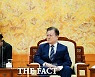 문 대통령 "'탄소중립' 위한 경제계·종교계 노력에 감사"