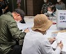 '갈팡질팡' 재난지원금 형평성·예산원칙 훼손