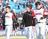 LG, 황병일 퓨처스 감독 1군 수석코치 이동..코칭스태프 개편