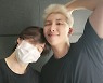 방탄소년단 지민, RM과 미니모니 다정 투샷♥ "형이 존재하는 매일이 생일입니당"