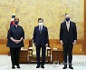 호주 외교·국방장관과 기념사진 촬영하는 문 대통령