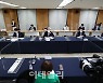 [포토] 서민취약계층 간담회 모두발언하는 금융위원장