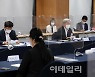 [포토] 금융위원장, 서민취약계층 간담회