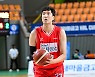 [JB포토] 2021 MG새마을금고 KBL컵대회, 오리온 이종현 '자유투는 신중하게'