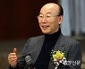 A Symbol of Church Growth and Power, Cho Yong-gi, Senior Minister of Yoido Full Gospel Church Dies at 86