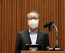 "우유에서 쇳가루 맛이 난다".. 홍원식 남양유업 회장 약식기소