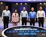 기념촬영하는 더불어민주당 대선 경선 후보들