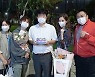 '거룩한 밤' 마동석X서현, 3개월간 대장정 마치고 크랭크업