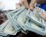 환율, 하루만에 상승 전환..1170원대 초반 등락