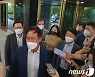 SKT 박정호 대표 "넷플릭스와 망사용료 분쟁, 2심갈지 협상할지 고민 중"