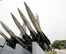 文 "우리 미사일 전력, 北 도발 억지에 충분"..北 미사일에 경고(종합)