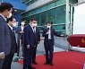 문 대통령 "北 도발 확실한 억지력"..SLBM 발사 성공 치하