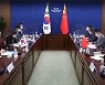 한중 외교, 北탄도미사일에 "대화재개에 도움 안돼"