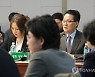 조성은, '고발사주' 보도 일주일前에도 박지원 만나