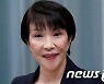 日자민당 총재 3파전..고노 "1차로 끝" 기시다·다카이치 "2차서 역전"