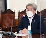 고승범, "금융협회와 '코로나 대출' 추가 연장 공감대, 더 자주 소통할 것"