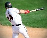 '호잉 4안타 3타점' KT, 롯데에 7-4 역전승