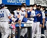 솔로포 김동엽,'살아나는 분위기' [사진]