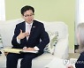 여한구 통상교섭본부장, 조니 언스트 상원의원과 면담