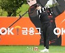 [포토]김지현 '티샷 정확도는 좋다'