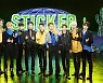 NCT127, 美 '제임스코든쇼' 접수.."더블 밀리언셀러, 강렬한 스티커"