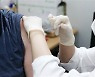"화이자 맞은 25세 조카, 두통약 먹으라더니 뇌출혈로 쓰러져"[이슈픽]