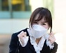 [T포토] 웬디 '오늘도 애교 만점'