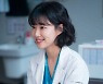 '슬의생2' 하윤경, 전미도와 찰떡 호흡..'현실 연기' 빛났다