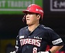 KIA 류지혁, 햄스트링 부상 1군 말소..오선우 콜업 [MK현장]