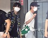 [MD포토] 정국 진 '대통령 외교 특사로 함께 출국'