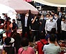 경남 민심 끌어안기 나선 윤석열 前 총장