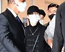 [포토] 지민, 추석 연휴에 모인 아미들에게 '깜놀'