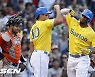 'AL WC 경쟁' BOS, TOR와 1.5게임차 WC 선두..대패한 NYY, 3위 추락