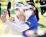 이예원-황유민 '이 순간을 남겨야지'[포토]
