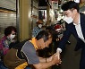 '전통시장 찾은 박용진 후보'