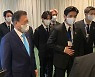 BTS와 유엔 무대 오른 文대통령 "백신·기후위기·격차 해소에 韓 역할 할 것"