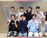 더보이즈, 연휴 앞두고 미소 가득.."건강한 명절 되세요!"