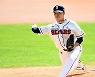 [잠실리뷰]'최원준 10승+호미페 4안타' 두산 4위 점프, NC 잡고 4연승
