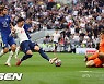 첫 만남 성사..손흥민-황희찬, 리그컵 선발 맞대결 전망