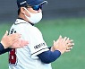 두산 김태형 감독, '추석에 대승 거두며 4위로' [사진]