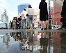 [포토]추석 연휴 마지막날 코로나19 신규 확진자 1천720명..전국 재확산 우려