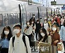 [포토]일상으로 돌아오는 시민들