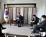문재인 대통령, 화이자 회장 접견
