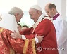 [오늘의 글로벌 오피니언리더] 교황 "일부세력, 내가 죽길 바랄 것"