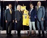 NBA LA 레이커스, 유니폼에 한식 브랜드 '비비고' 달고 뛴다