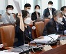 언중법 협의체 'D-4'에도 평행선..與 "27일 처리" 野 "필리버스터"