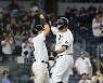 8회 2사 후 연속 4안타! 양키스, AL 최하위 텍사스에 극적 뒤집기 '진땀승'