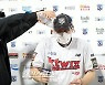 [포토]김재윤,젖어도 좋아